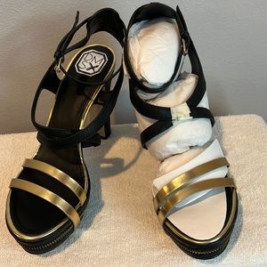 Donald J Pliner scrappy heels, black and gold
